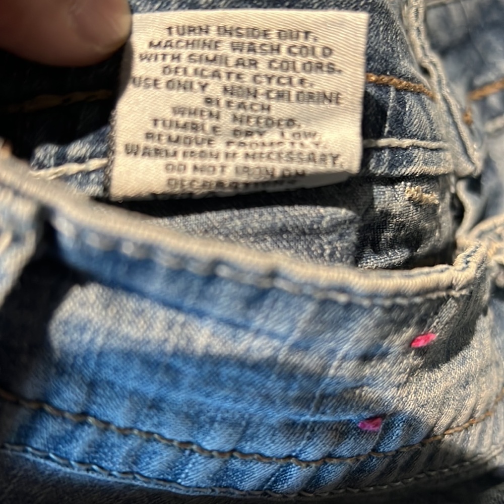 Denim shorts - Picture 7 of 8